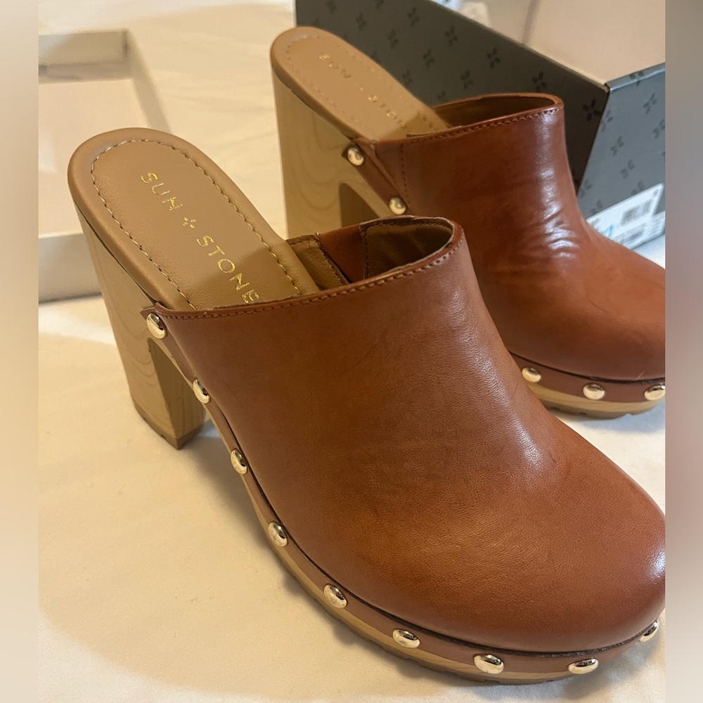 NWT Sun & Stone clogs